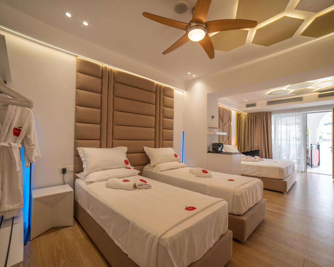 Adam & Eve Suites Sarande Ngoại thất bức ảnh