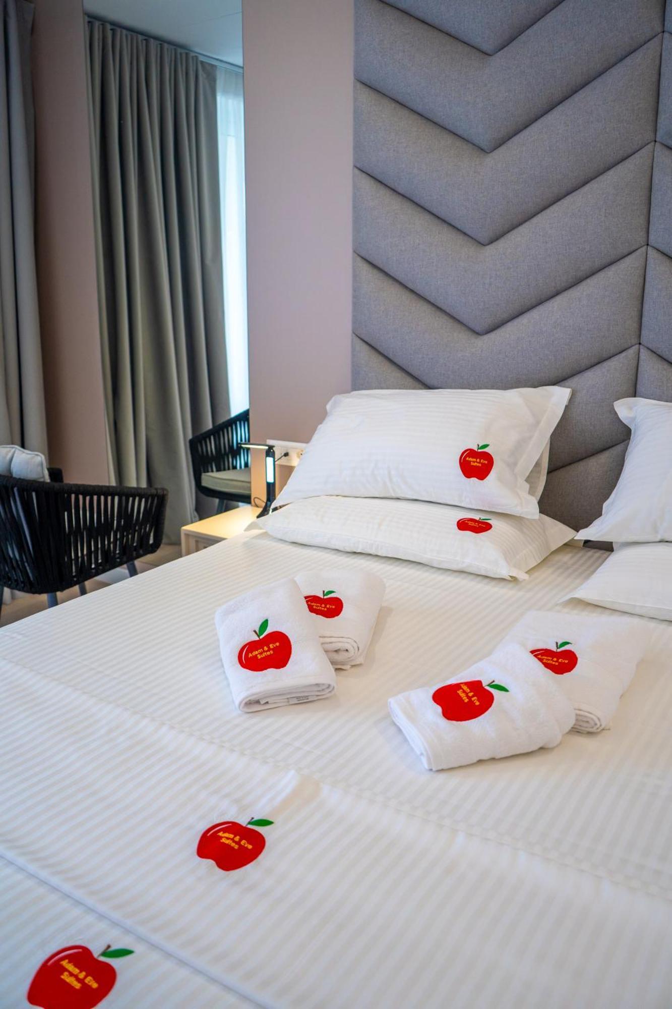 Adam & Eve Suites Sarande Ngoại thất bức ảnh