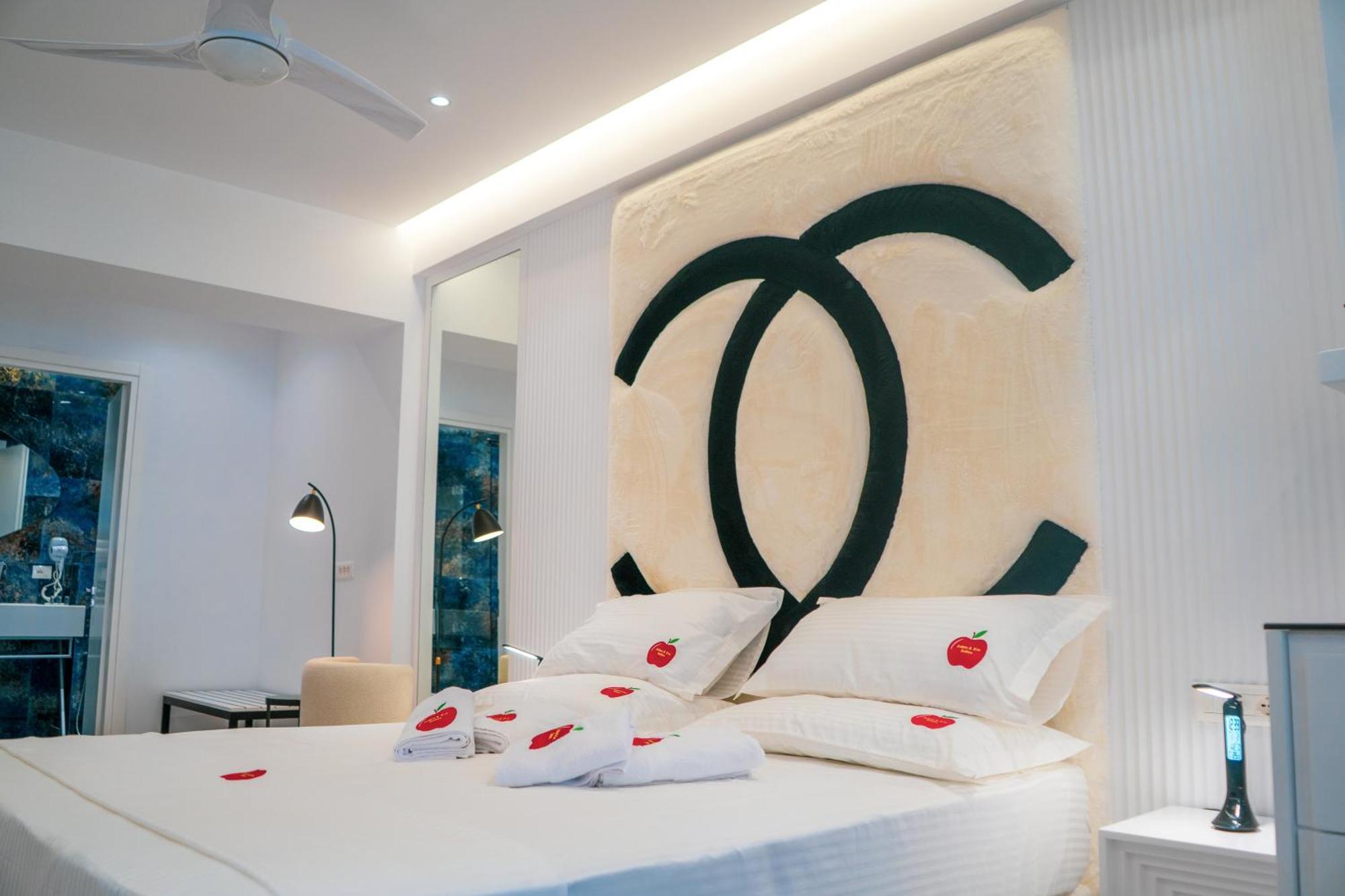 Adam & Eve Suites Sarande Ngoại thất bức ảnh