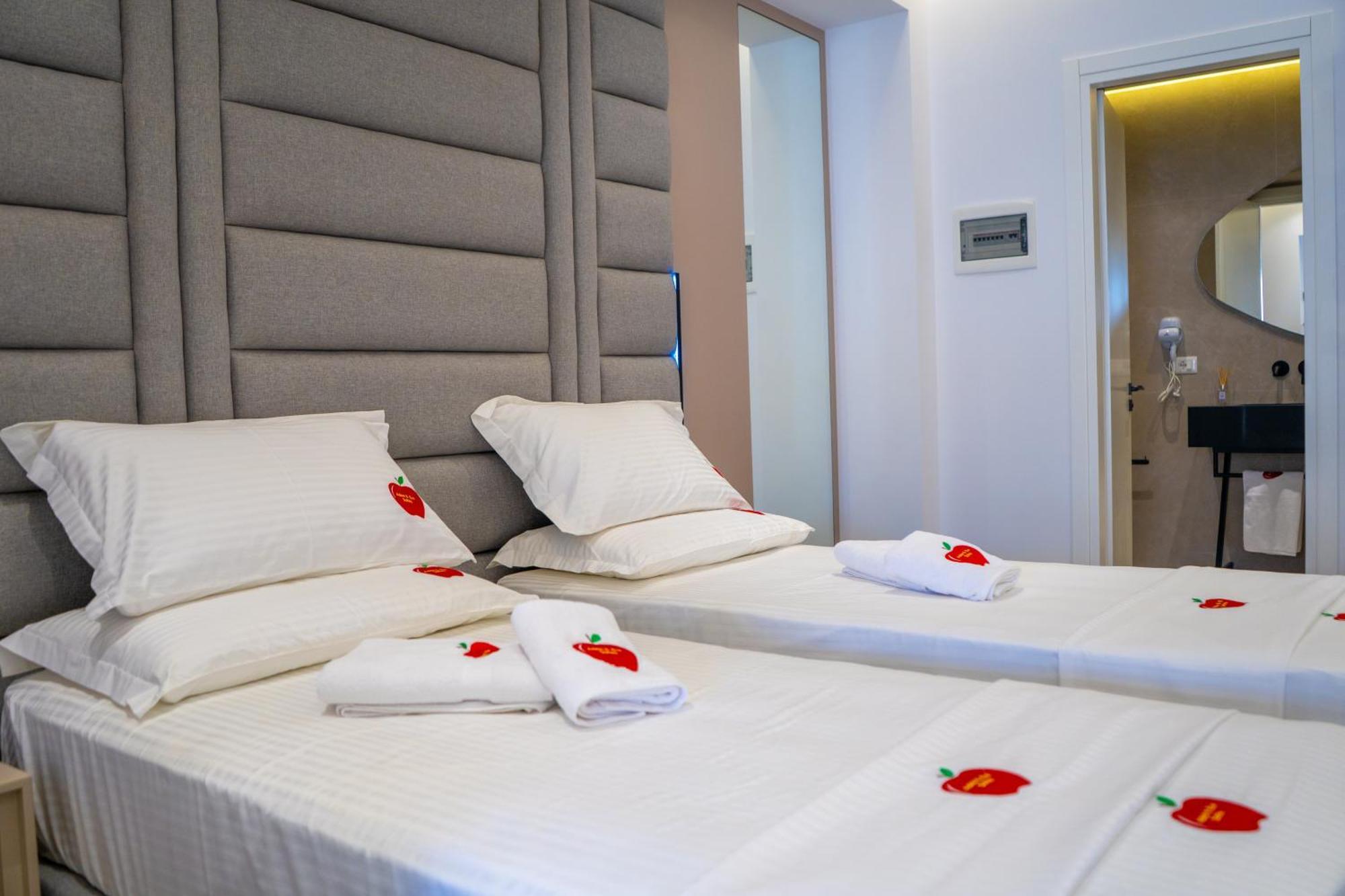 Adam & Eve Suites Sarande Ngoại thất bức ảnh