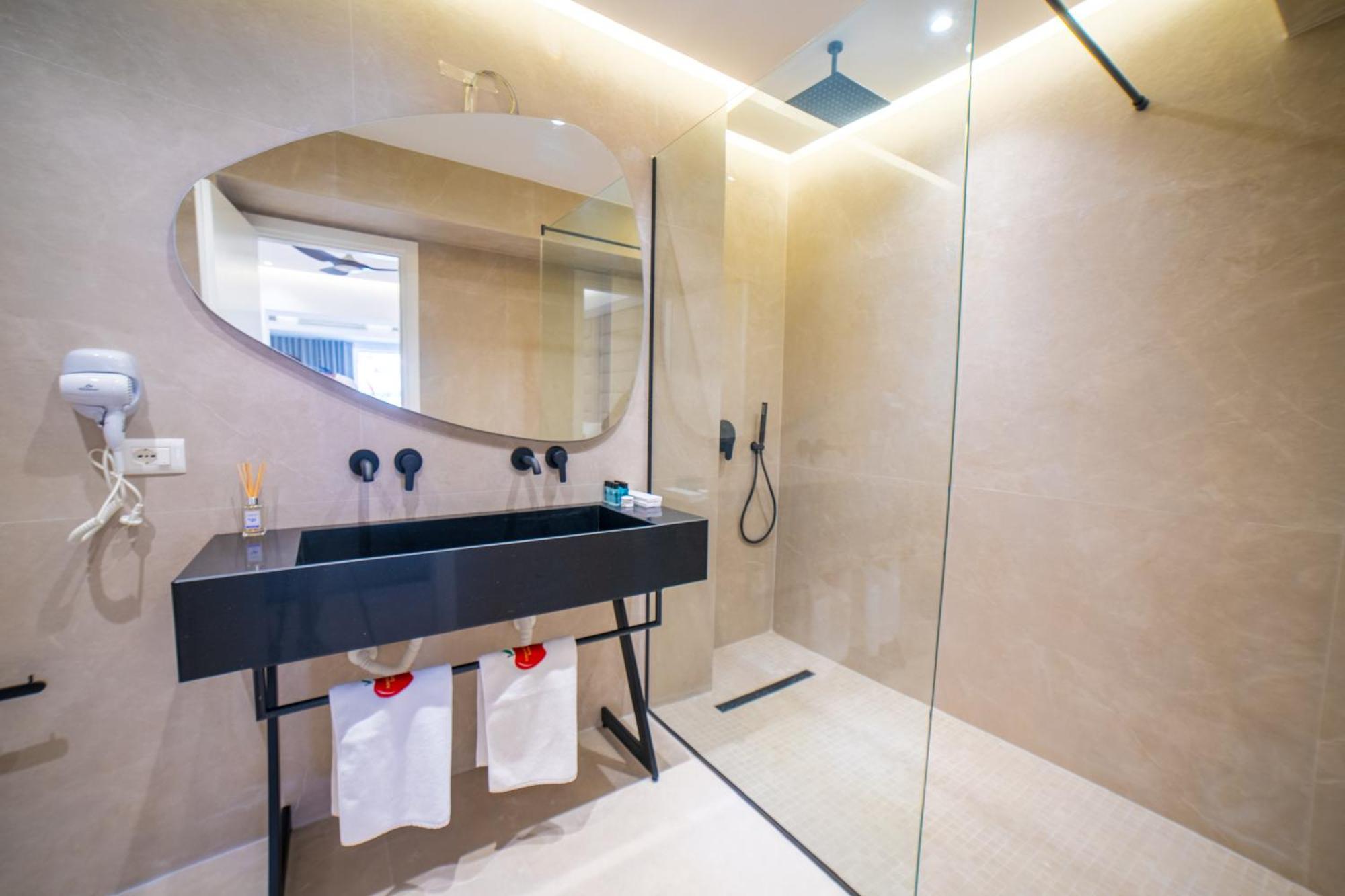 Adam & Eve Suites Sarande Ngoại thất bức ảnh