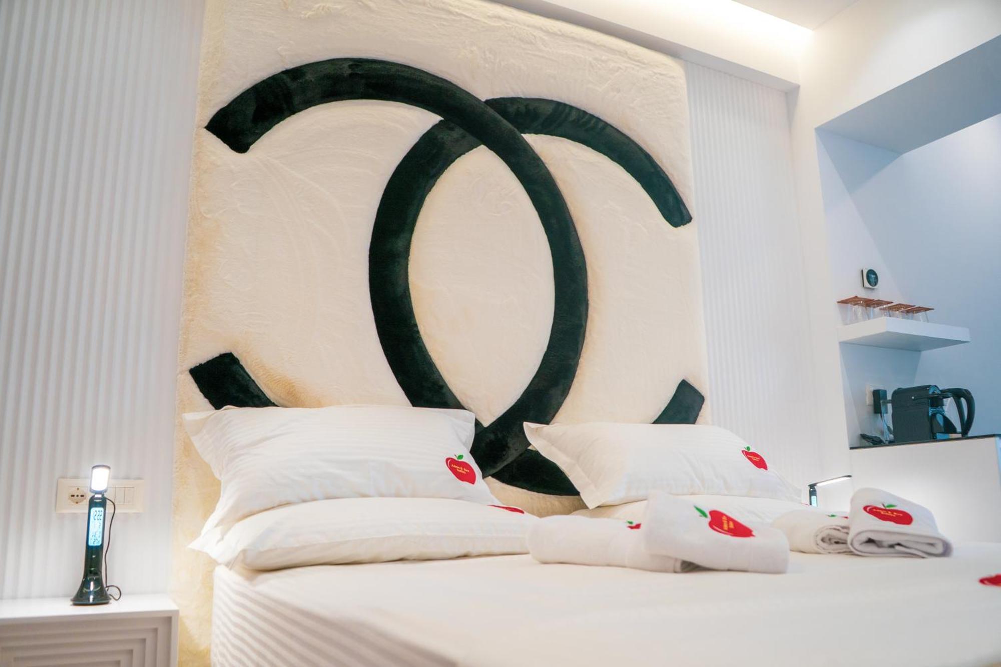 Adam & Eve Suites Sarande Ngoại thất bức ảnh