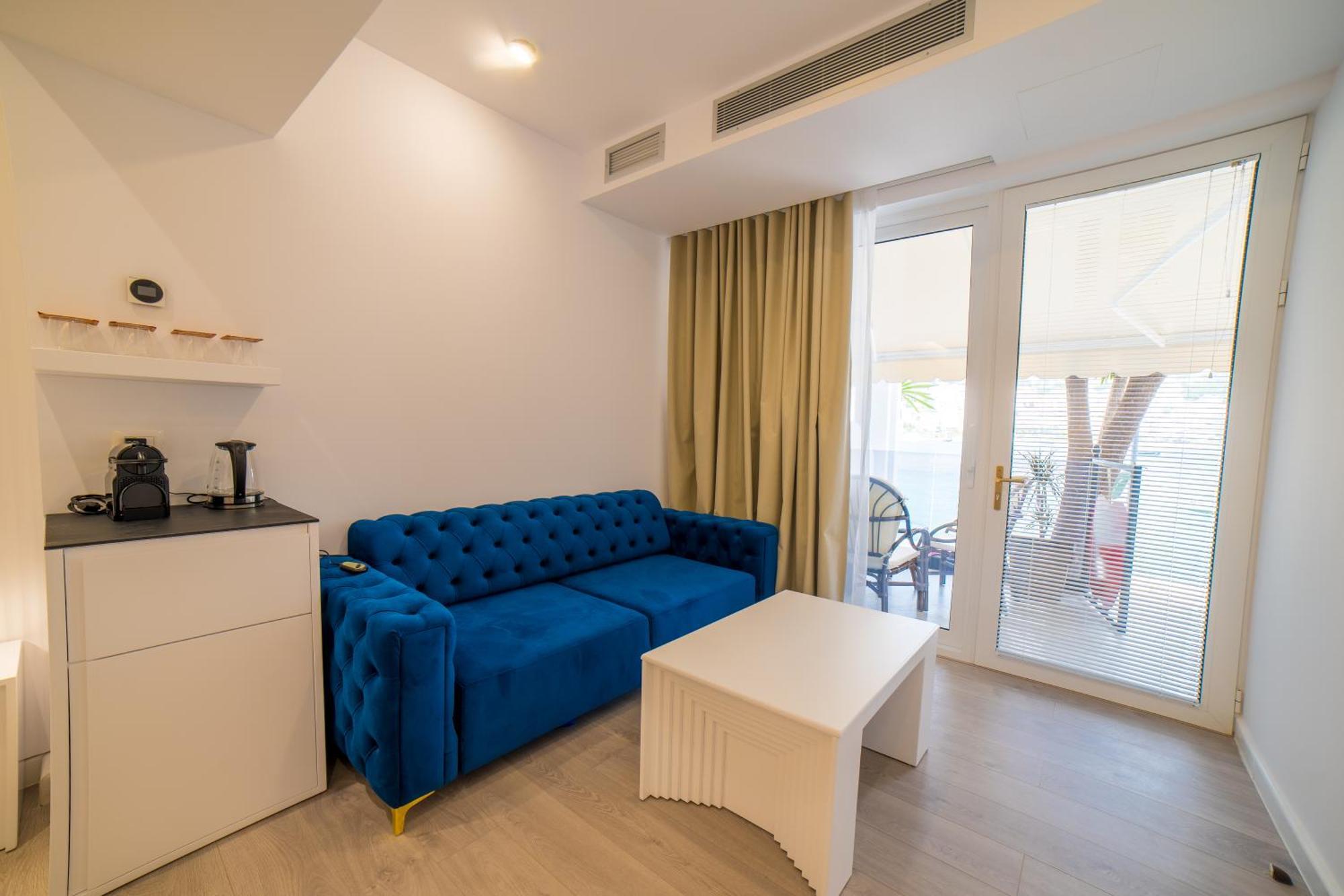 Adam & Eve Suites Sarande Ngoại thất bức ảnh