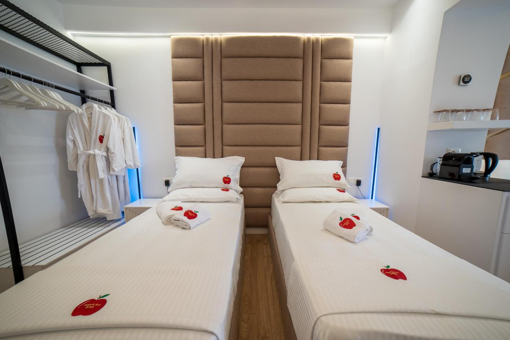 Adam & Eve Suites Sarande Ngoại thất bức ảnh