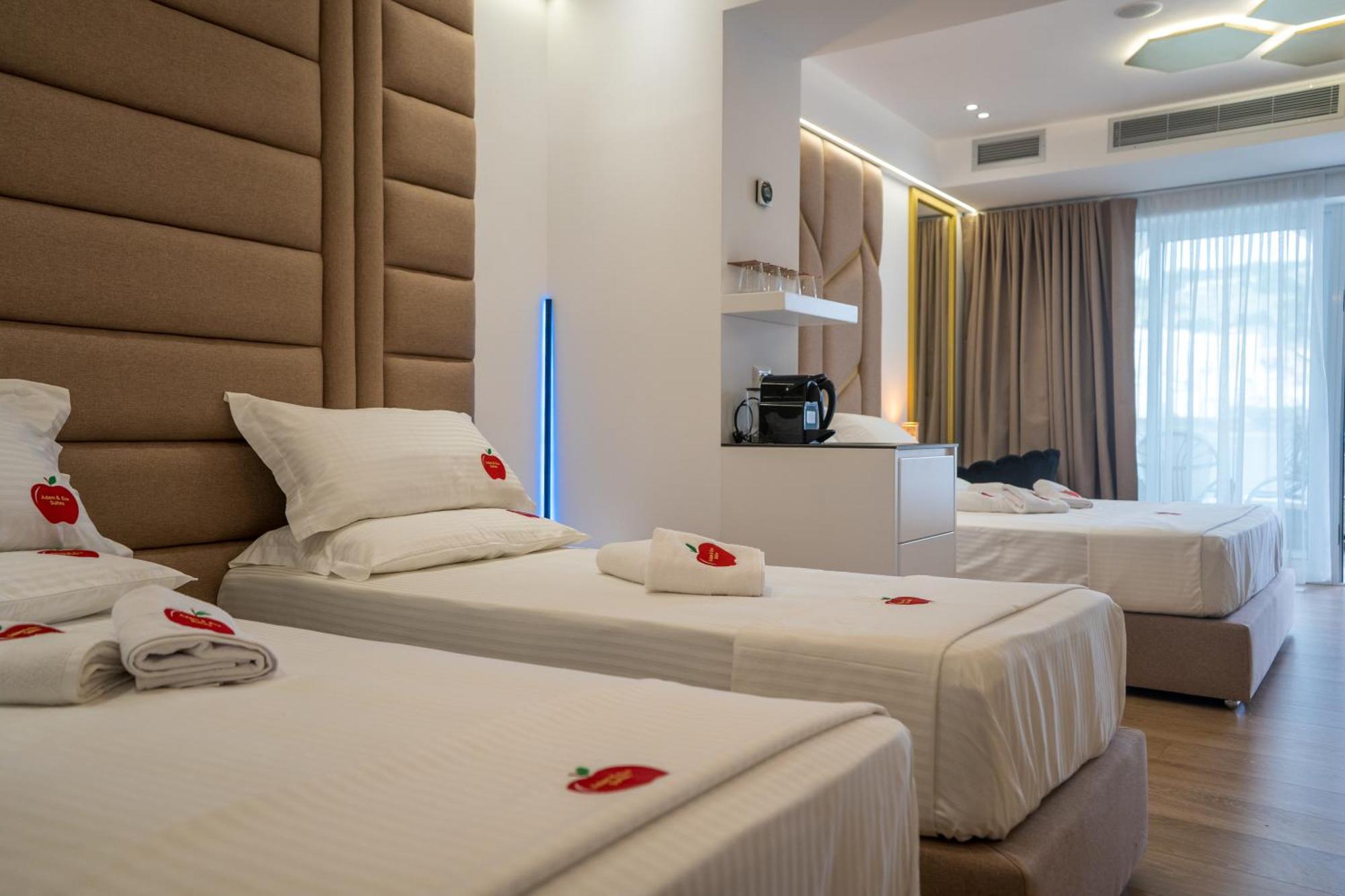 Adam & Eve Suites Sarande Ngoại thất bức ảnh